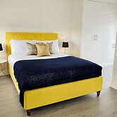 Contemporary 3-bed Apartment in Fulham, London