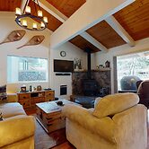 Villa De Los Pinos - Year-round Activities, Nearby Shopping & Restaura