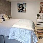 Forest View Impeccable two Bedroom House