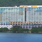 Grand Bay View Hotel