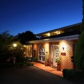 Summerhill Motor Inn