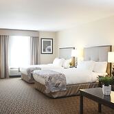 Pomeroy Inn & Suites at Olds