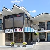 Blue Marlin Inn & Suites