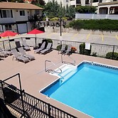Osoyoos Lakeview Inn & Suites