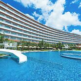 Hilton Okinawa Chatan Resort