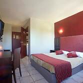 Tropic Hotel