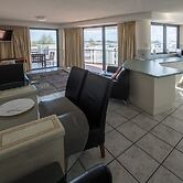 Centrepoint Holiday Apartments