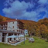 Manthos Mountain Resort & Spa