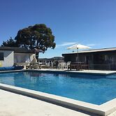 Thornton Lodge Motel