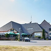 Threeland Hotel