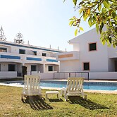 Oasis Beach Apartments