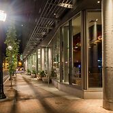 Hyatt Place Portland Downtown - Old Port Square