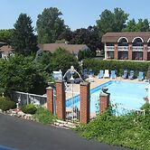 Lockport Inn & Suites