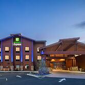 Holiday Inn Express Klamath - Redwood Ntl Pk Area by IHG
