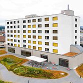HOTEL illuster - Urban & Local