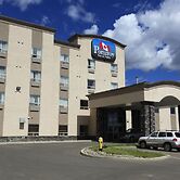 Pomeroy Inn and Suites Chetwynd