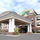 Holiday Inn Express Hotel & Suites Cambridge by IHG