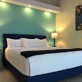 Quint's Travelers Inn