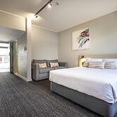 Nightcap at Springwood Hotel