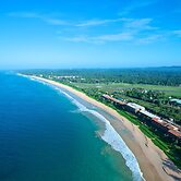 The Long Beach Resort