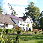 The Briarwood B&B