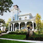 The Lilley Mansion Bed & Breakfast