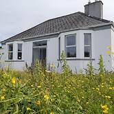 Nature Retreat - Sleeps 4 & Wild Ponies