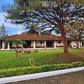 Parisons Plantation Experiences by Abad