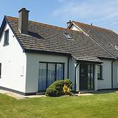 Beachside Avenue Holiday Home No 15