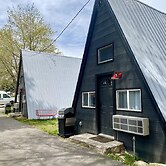 Trailhead Cabins & Lodging