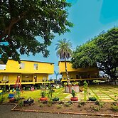 TGI Insignia Resort & Villa's