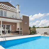 Villa Ovis in Peresiji