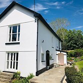 Hengoed Hideaway - Spacious 3-bed House