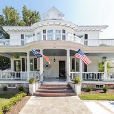 The Edenton Collection-Captain's Quarters Inn