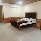 Mountain Inn Hotel Chitral