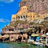 Studio in Old Port of Fira, Sea View, Santorini