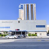 OYO 125 Moon Plaza Hotel