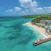Sandals Dunns River  - Couples Only - All-inclusive
