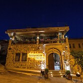 Foremanson Cave Hotel