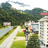 Grand Çaykaram Hotel