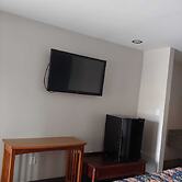 Budgetel Inn & Suites