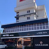 HOTEL SEVEN