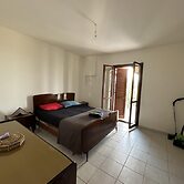 2 Bed Villa - Sleeps 4 - Pets - Garden - Parking