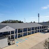 Deluxe Inn & Suites Morgan City