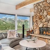 Trails End Vacation Home At Windcliff 3 Bedroom Home by RedAwning