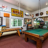 Creme de la Creme 1 - Pet Friendly Near Dunn Court Beach by Yosemite R