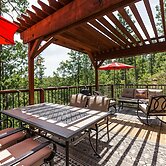 The Happy Place - Mountain Views and Amenities Galore by Yosemite Regi