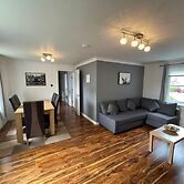Beautiful 2-bed Apartment in Renfrew