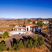 Via del Sur by Avantstay Private Spanish Villa w/ Views Walk to Wineri