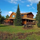Red Cedar Cabin